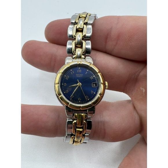 Seiko Accessories - Seiko Gold Silver Tone Blue Face Date Vintage Women's Wristwatch 7N82-6B79